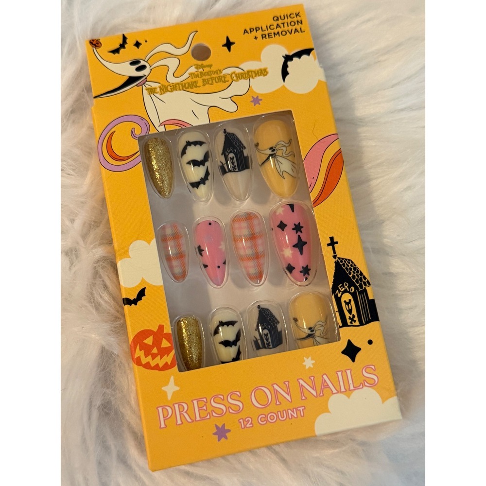 Disney Nightmare Before Christmas Zero Press On Nails 12 Count Almond Shape NEW